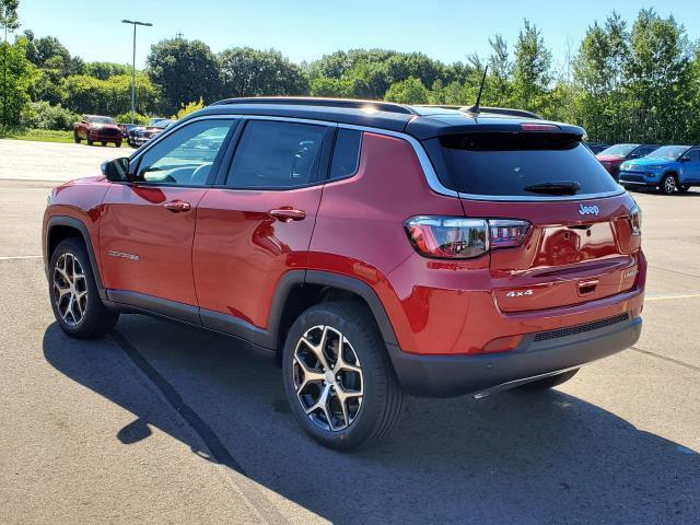 new 2024 Jeep Compass car, priced at $29,989