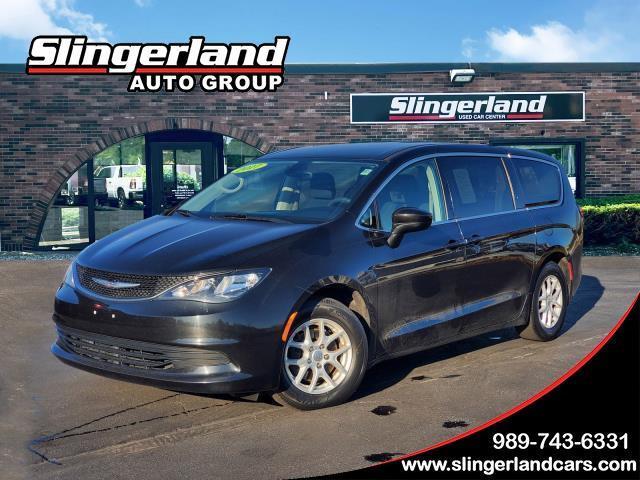 used 2017 Chrysler Pacifica car, priced at $9,989