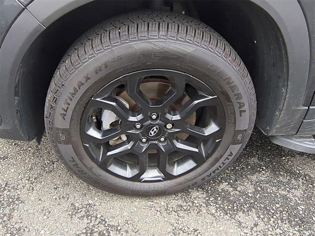 used 2023 Hyundai Santa Fe car, priced at $25,648