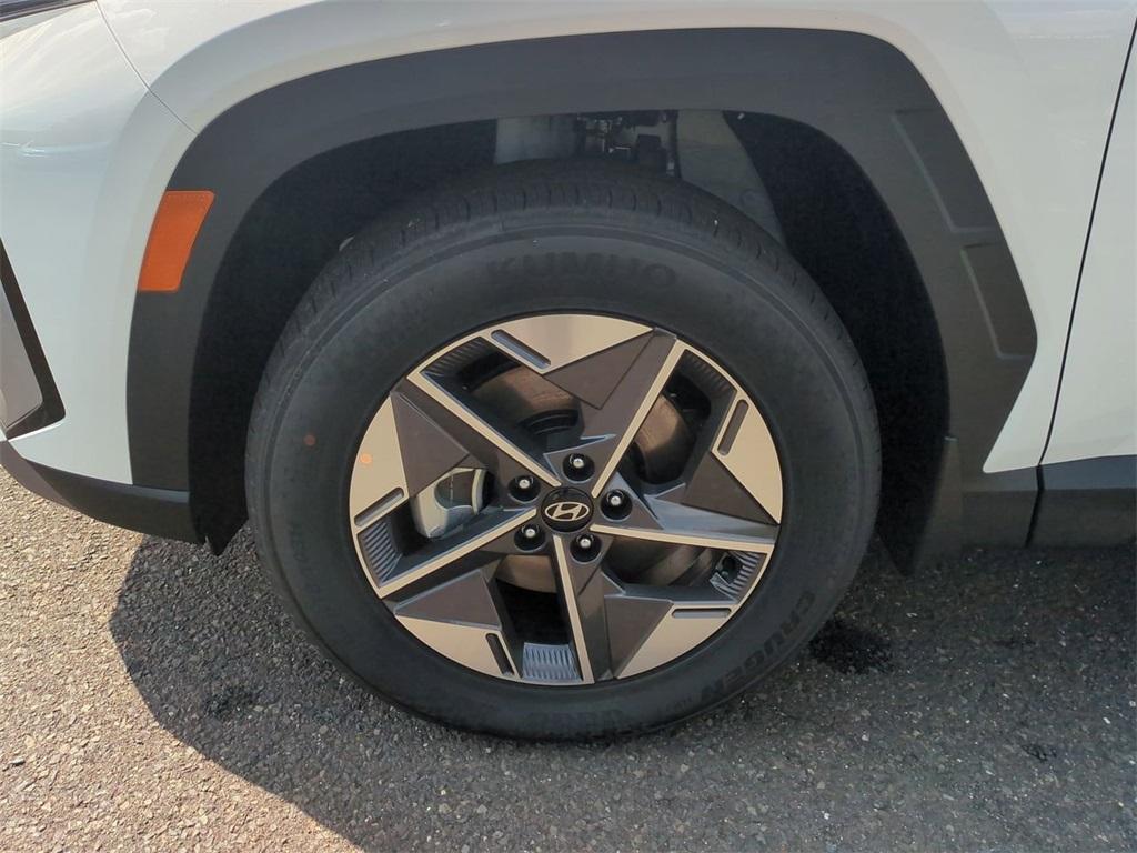 new 2025 Hyundai Tucson car, priced at $37,260