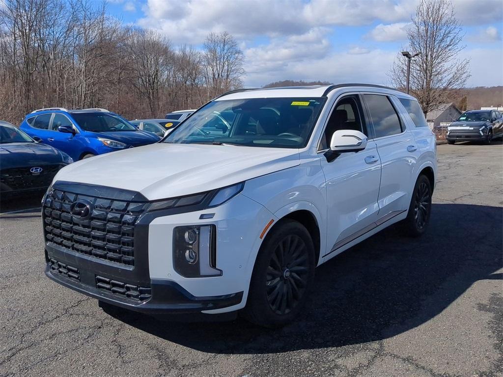 used 2024 Hyundai Palisade car, priced at $45,777