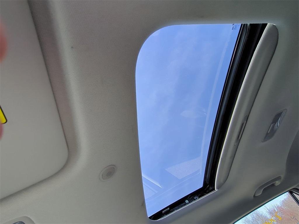 used 2022 Hyundai Venue car, priced at $18,200
