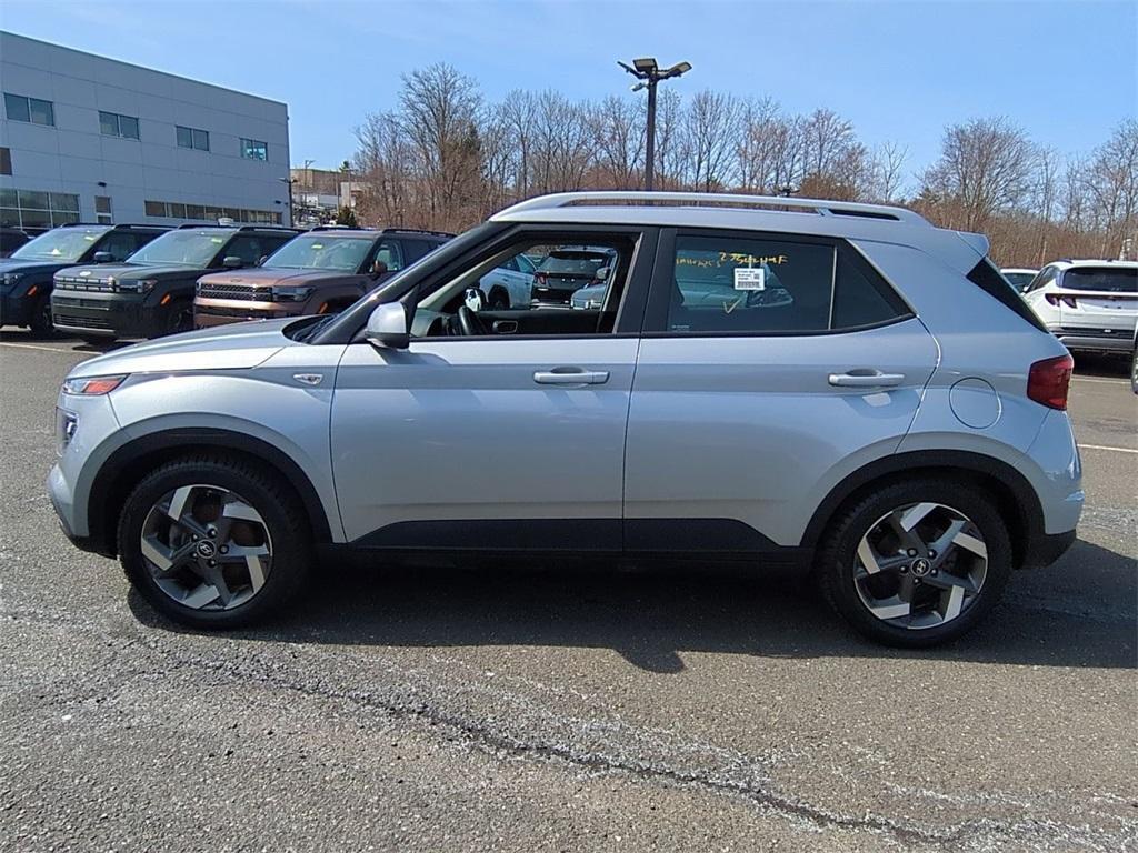 used 2022 Hyundai Venue car, priced at $18,200