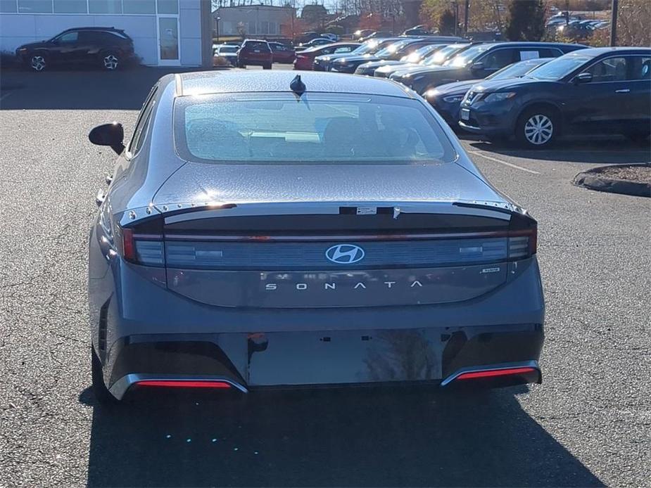 new 2025 Hyundai Sonata Hybrid car, priced at $32,710