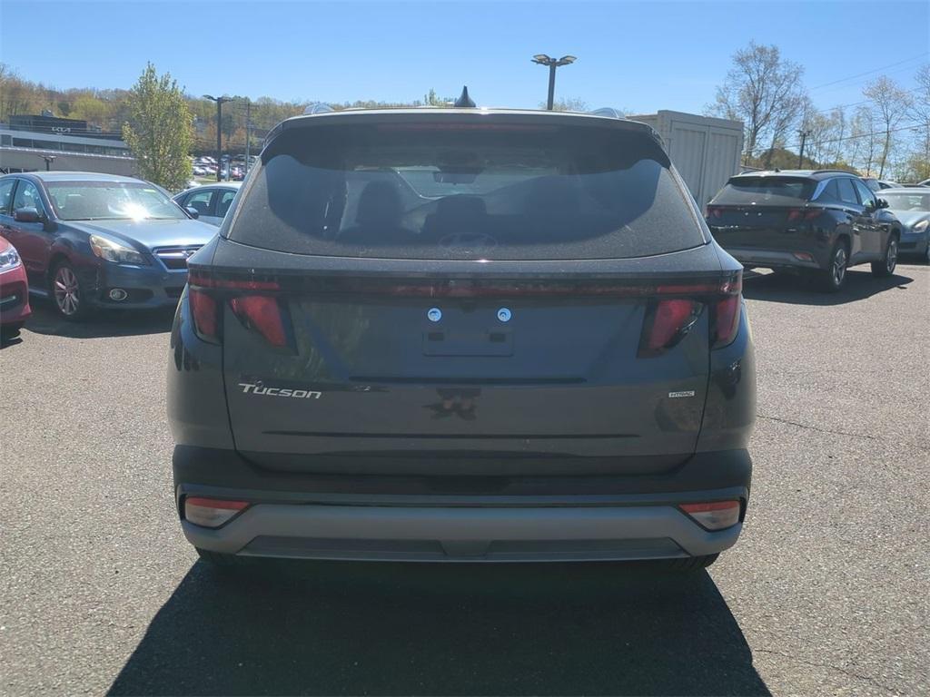 new 2025 Hyundai Tucson car, priced at $34,180