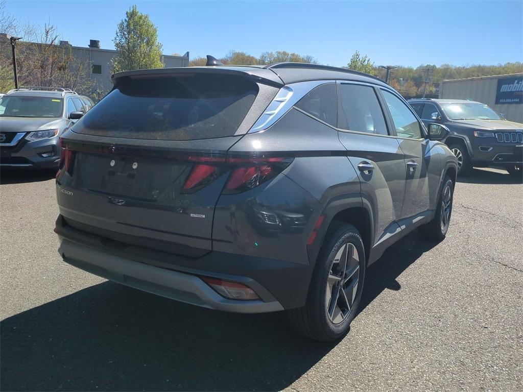 new 2025 Hyundai Tucson car, priced at $34,180