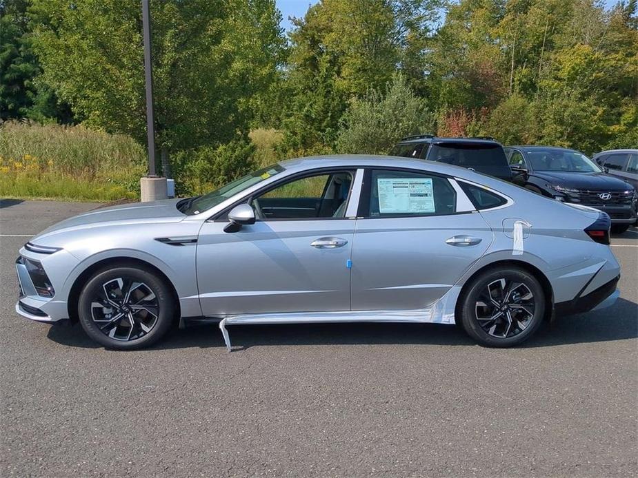 new 2025 Hyundai Sonata car, priced at $30,970