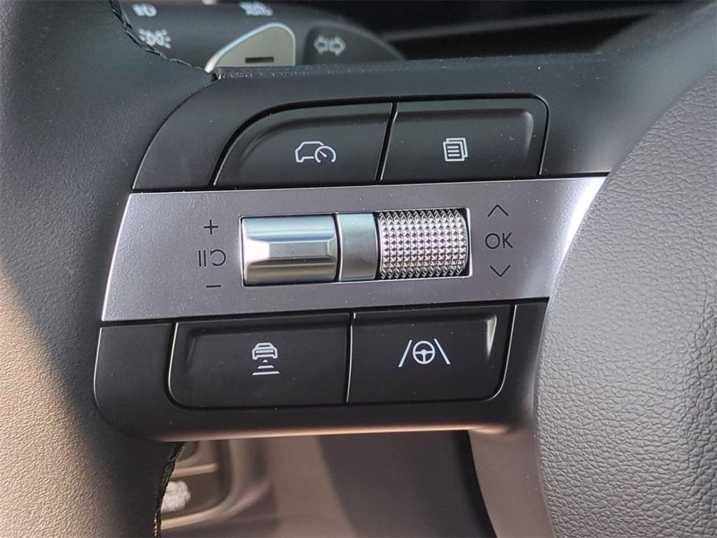 new 2025 Hyundai TUCSON Hybrid car, priced at $38,815