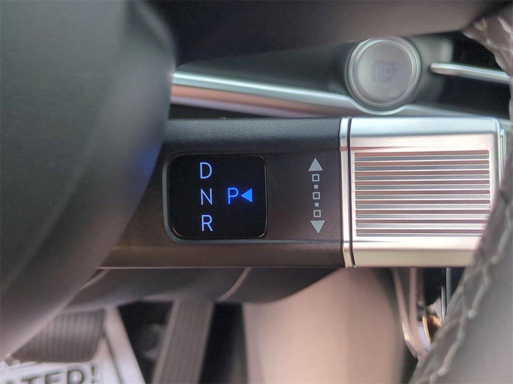 new 2025 Hyundai TUCSON Hybrid car, priced at $38,815