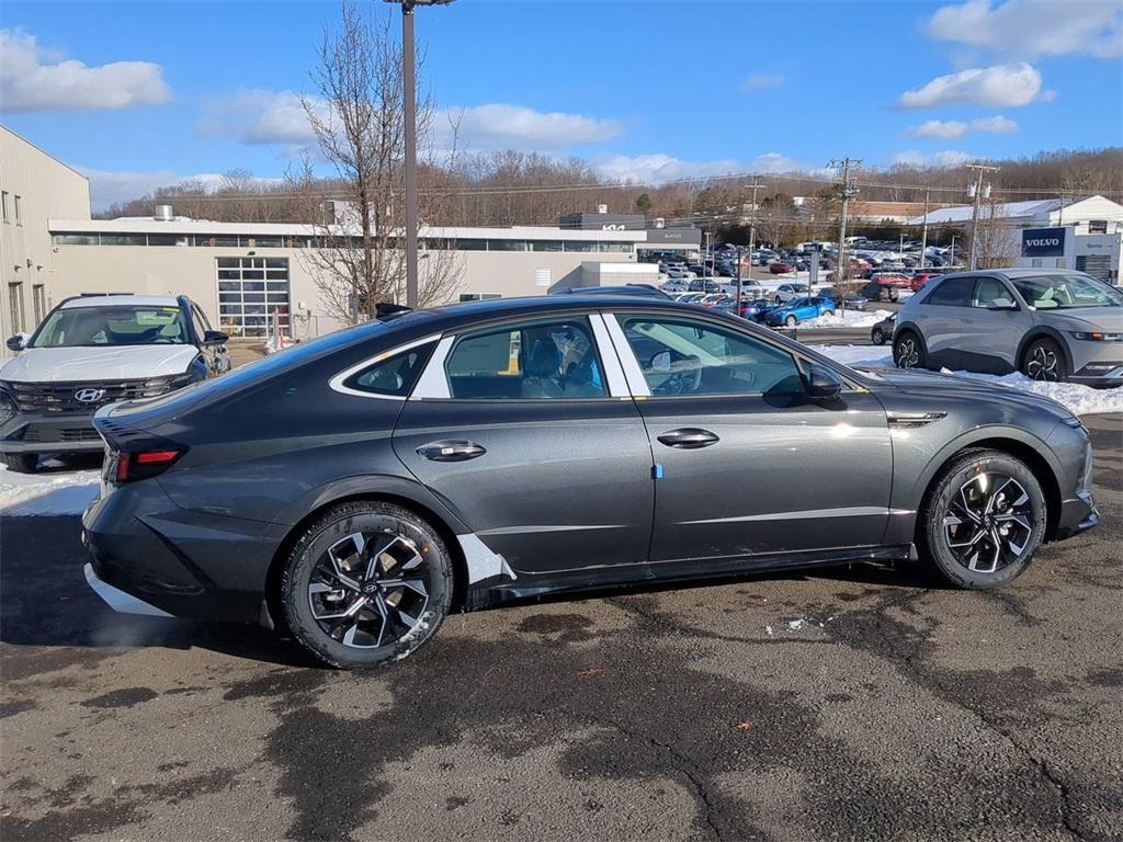 new 2025 Hyundai Sonata car, priced at $29,650