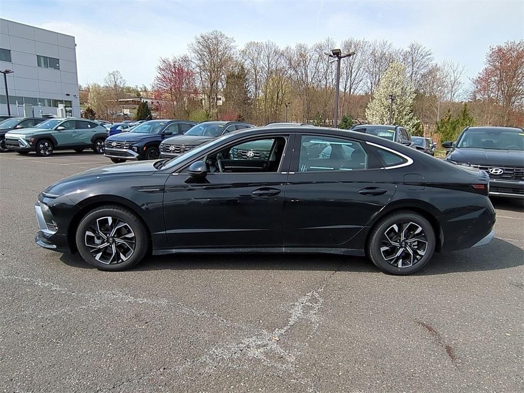 used 2025 Hyundai Sonata car, priced at $27,495