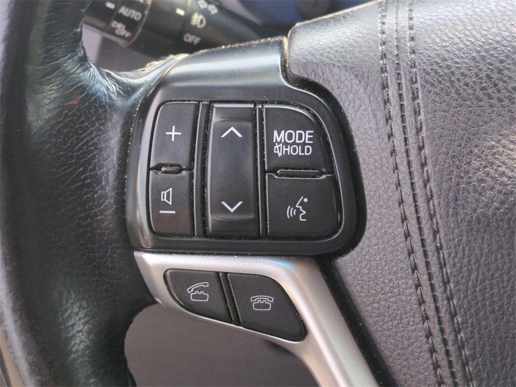 used 2016 Toyota Sienna car, priced at $18,549