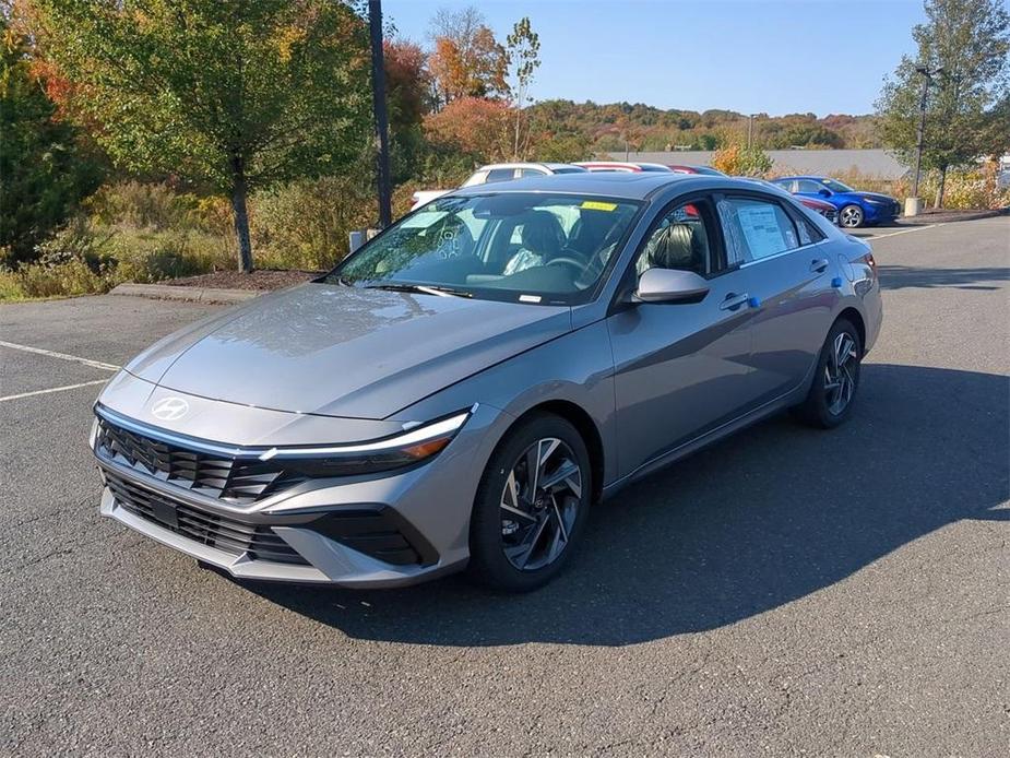 new 2025 Hyundai Elantra car, priced at $27,245