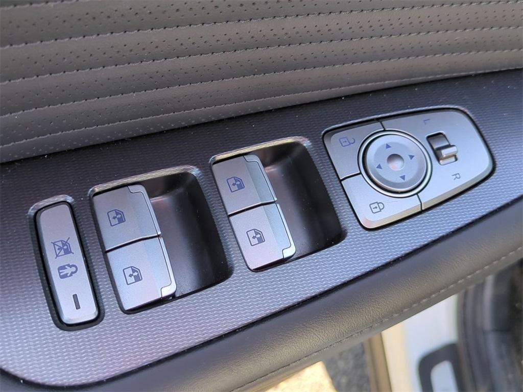 used 2024 Hyundai Palisade car, priced at $42,610