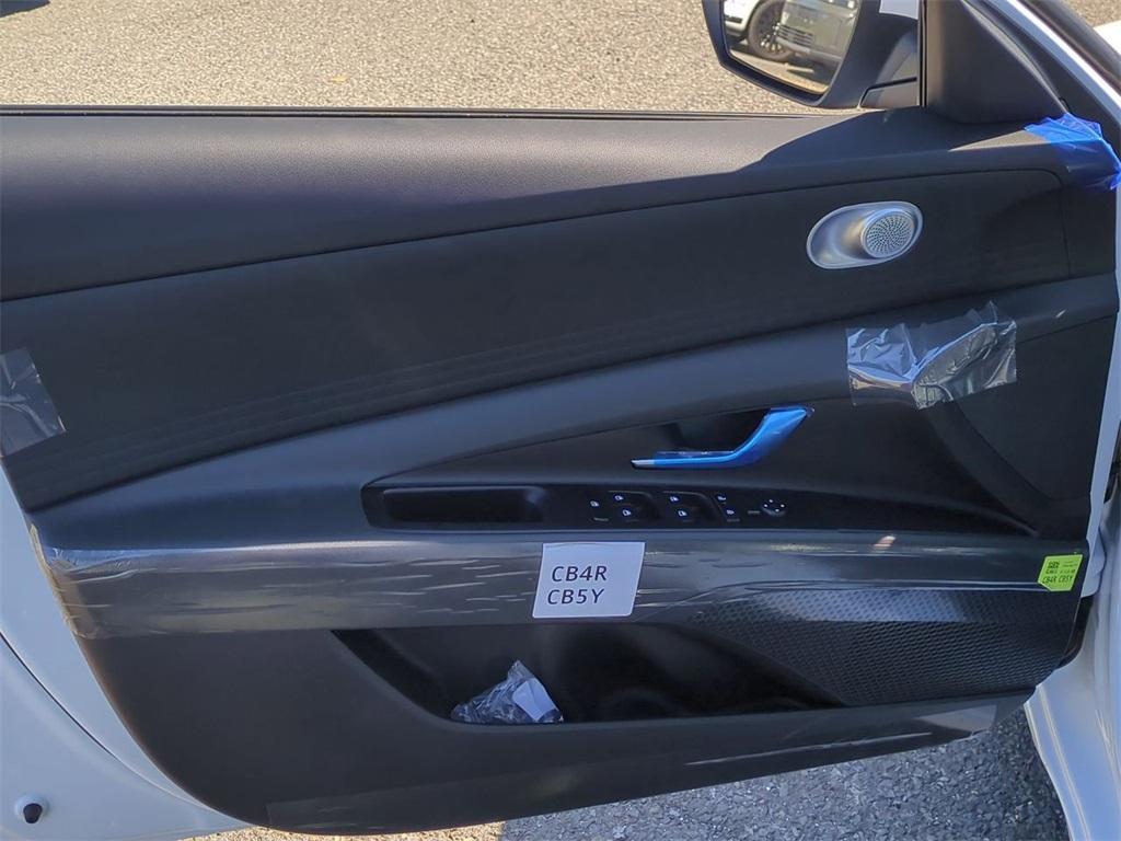 new 2025 Hyundai Elantra car, priced at $24,535