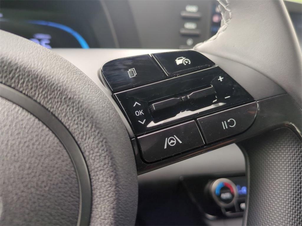 new 2025 Hyundai Elantra car, priced at $25,070