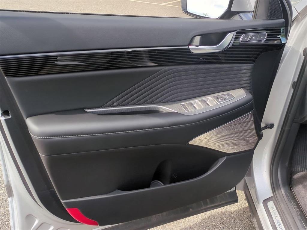 used 2025 Hyundai Palisade car, priced at $48,959
