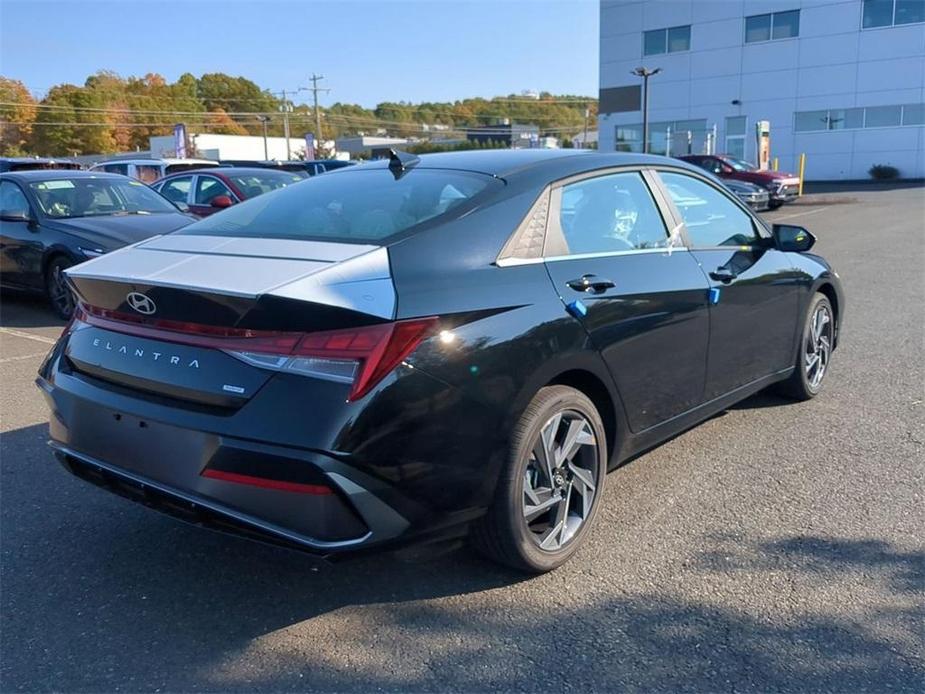 new 2025 Hyundai Elantra HEV car, priced at $30,895