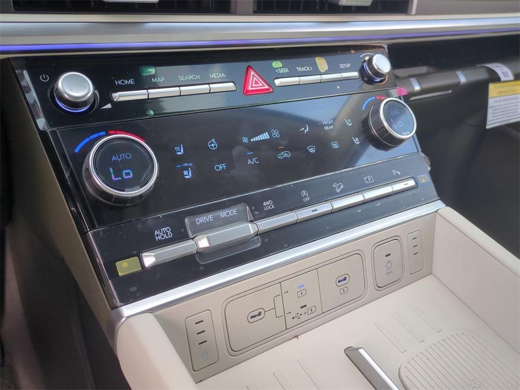 new 2025 Hyundai Santa Fe car, priced at $51,190