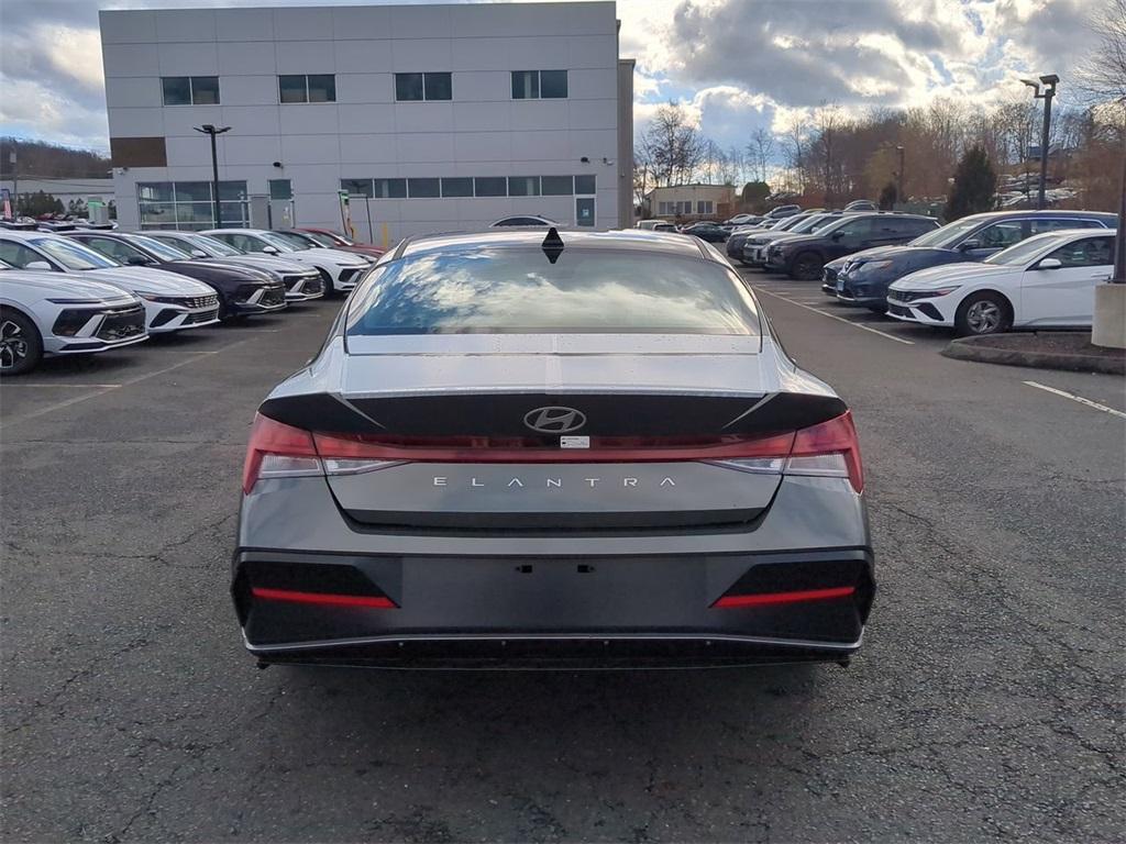 new 2025 Hyundai Elantra car, priced at $27,280