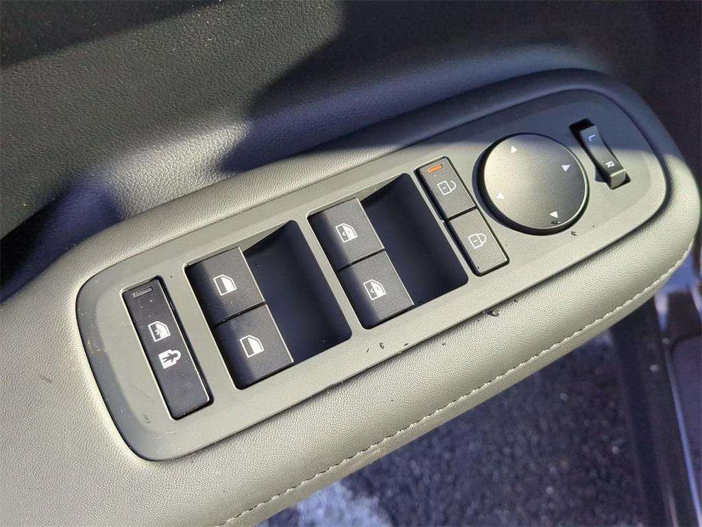 used 2025 Hyundai Santa Fe car, priced at $34,544