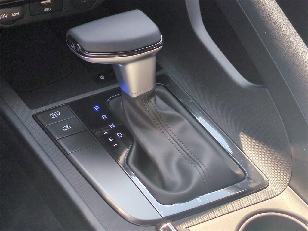 new 2025 Hyundai Elantra car, priced at $25,585