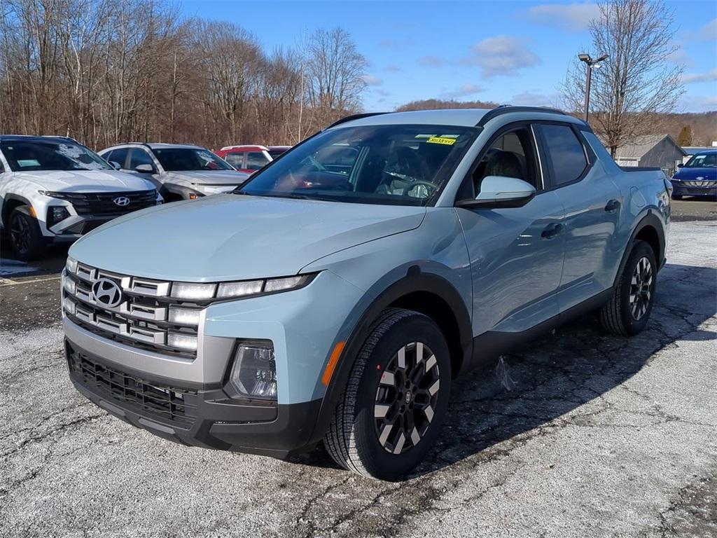 new 2025 Hyundai Santa Cruz car, priced at $34,035