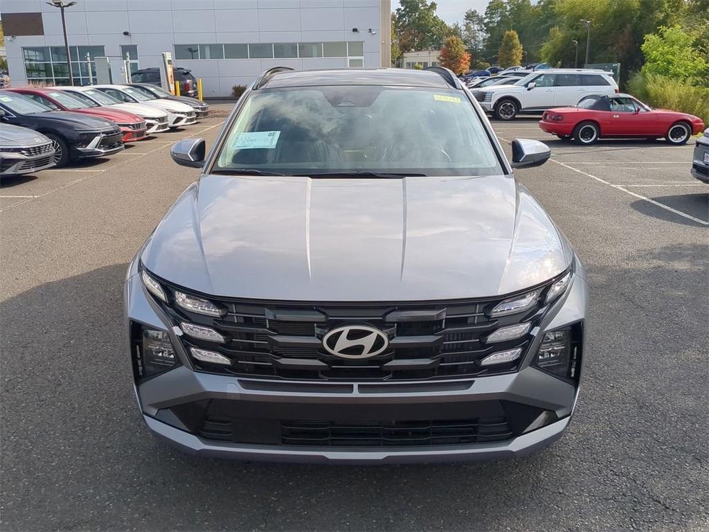 new 2025 Hyundai TUCSON Hybrid car, priced at $39,015