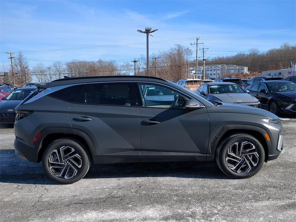 new 2025 Hyundai Tucson car, priced at $43,215