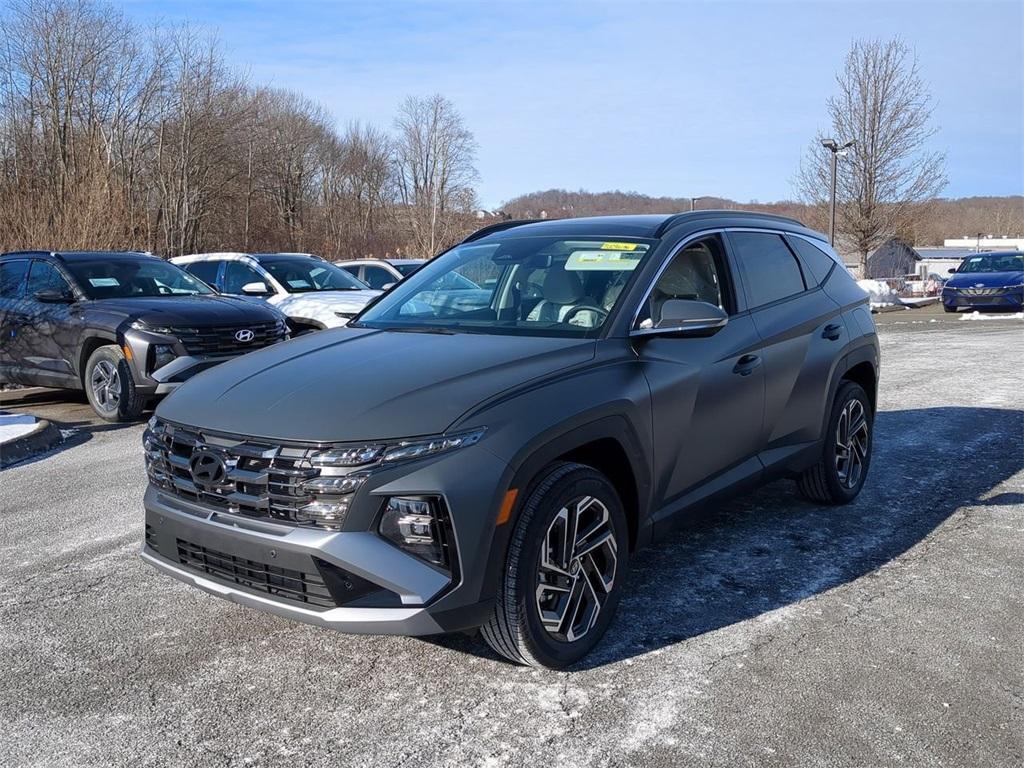 new 2025 Hyundai Tucson car, priced at $43,215