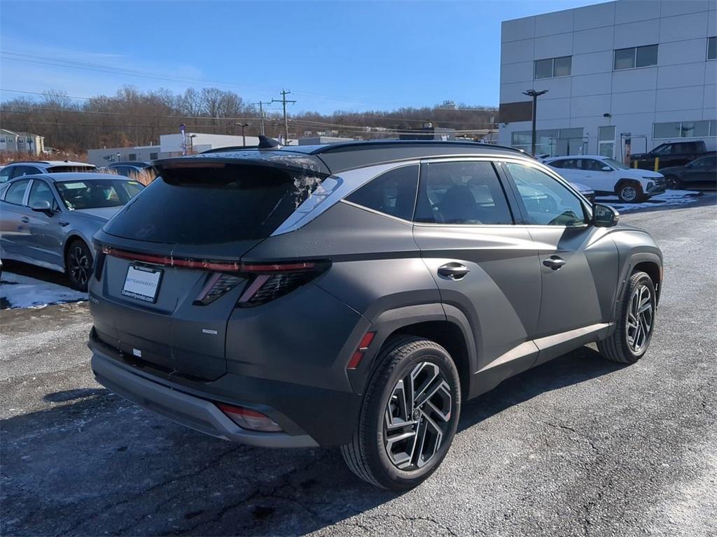 new 2025 Hyundai Tucson car, priced at $43,215