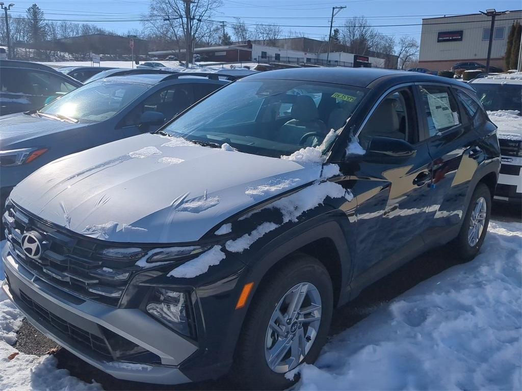 new 2025 Hyundai Tucson car, priced at $32,175