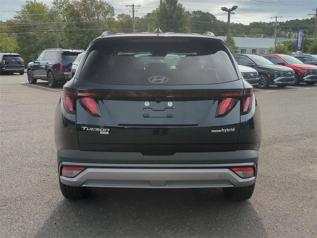 new 2025 Hyundai TUCSON Hybrid car, priced at $35,595