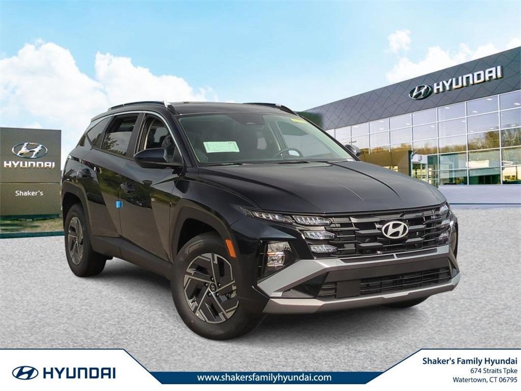 new 2025 Hyundai TUCSON Hybrid car, priced at $35,595