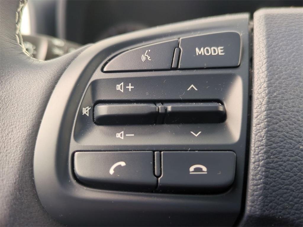 used 2022 Hyundai Venue car, priced at $18,047