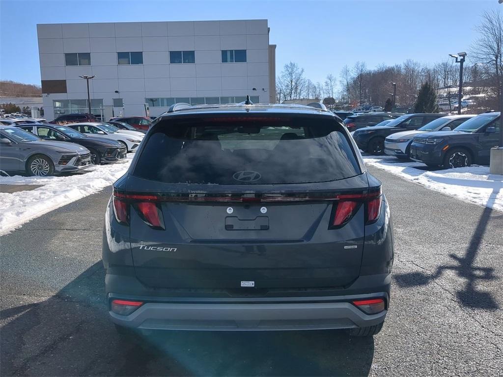 new 2025 Hyundai Tucson car, priced at $34,100