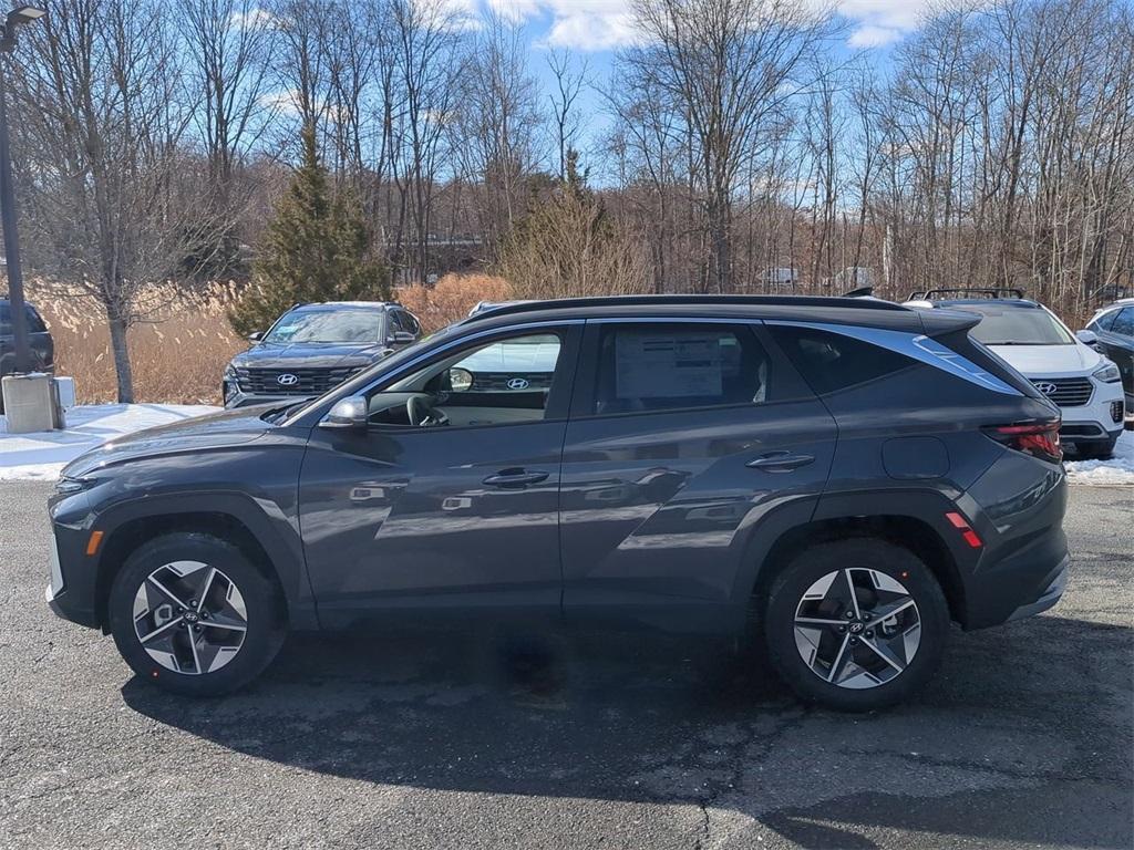 new 2025 Hyundai Tucson car, priced at $34,100