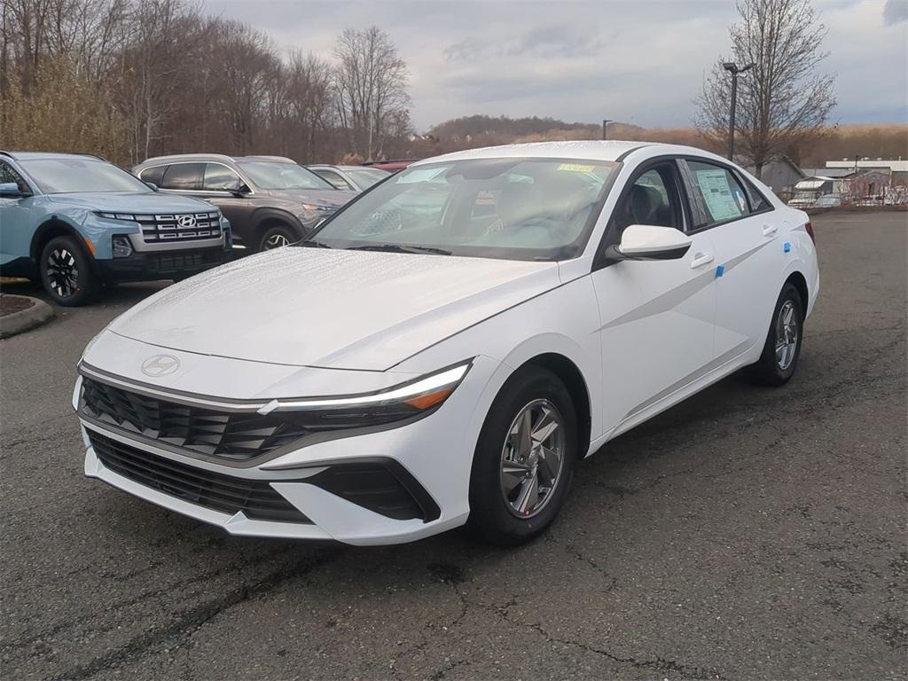 new 2025 Hyundai Elantra car, priced at $24,065