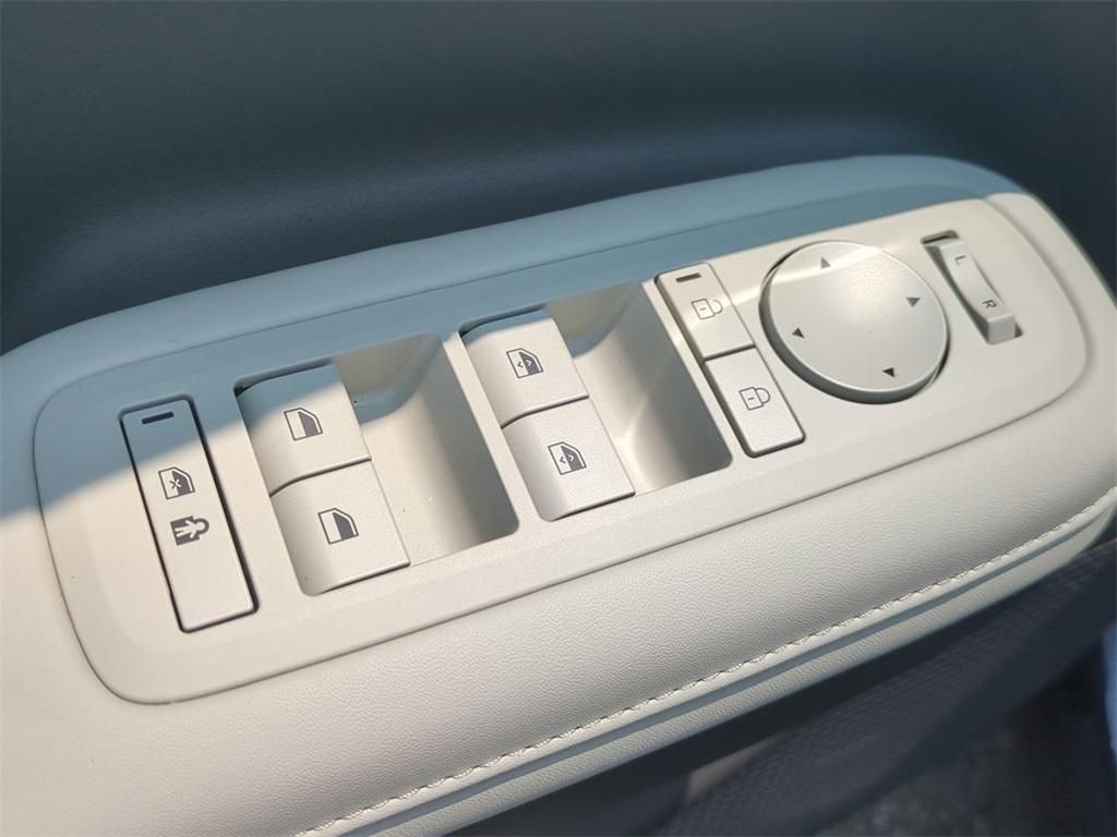 used 2025 Hyundai Santa Fe car, priced at $35,799