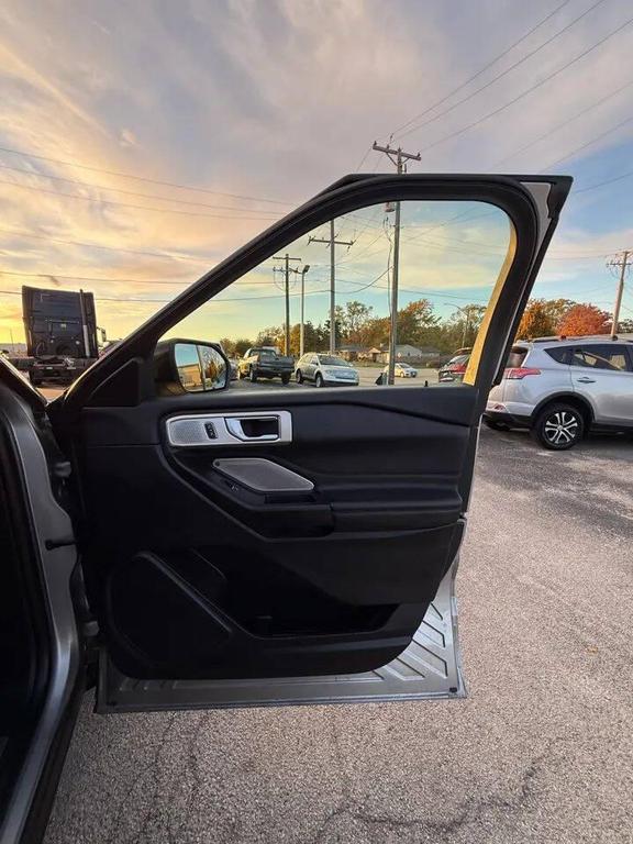 used 2020 Ford Explorer car, priced at $27,999