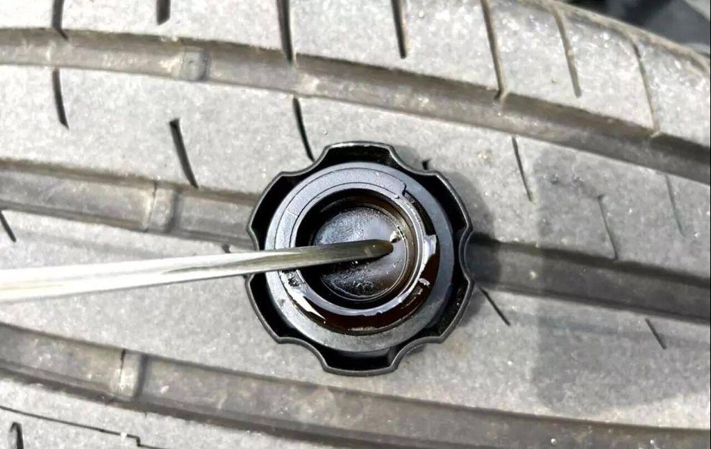 used 1996 Chevrolet Corvette car, priced at $10,999