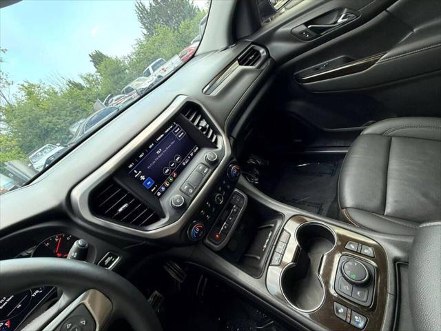 used 2023 GMC Acadia car, priced at $31,999