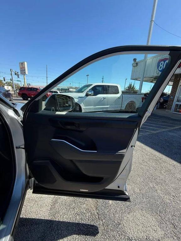 used 2022 Toyota Highlander car, priced at $21,999