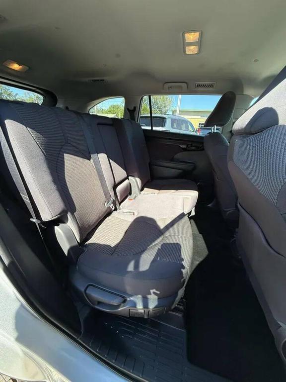 used 2022 Toyota Highlander car, priced at $21,999
