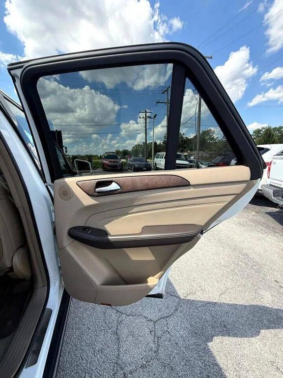 used 2015 Mercedes-Benz M-Class car, priced at $13,999