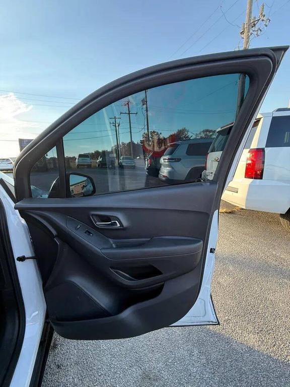 used 2019 Chevrolet Trax car, priced at $11,999