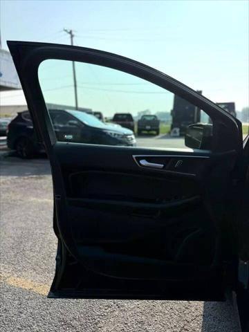used 2015 Ford Edge car, priced at $9,999