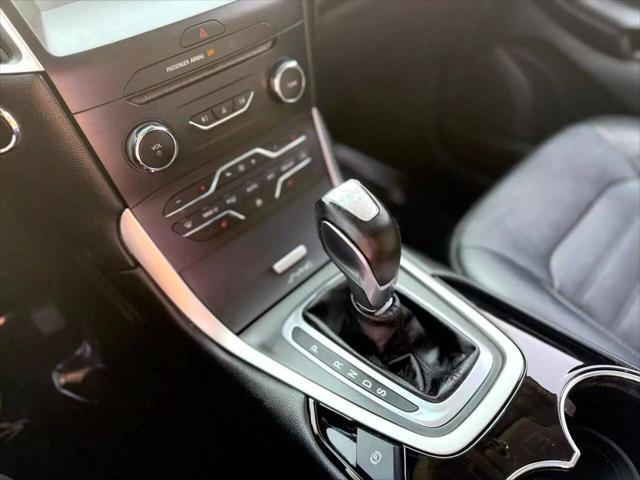 used 2015 Ford Edge car, priced at $9,999