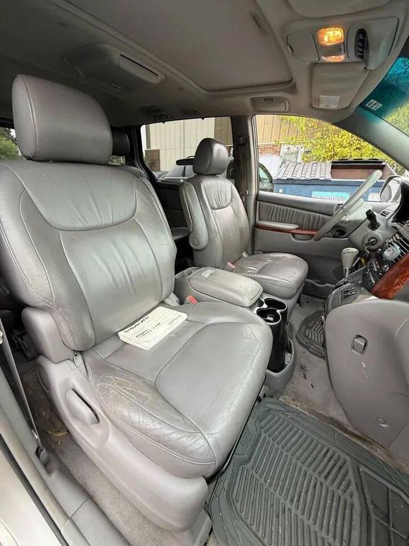 used 2004 Toyota Sienna car, priced at $4,299