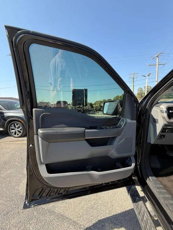 used 2021 Ford F-150 car, priced at $33,999